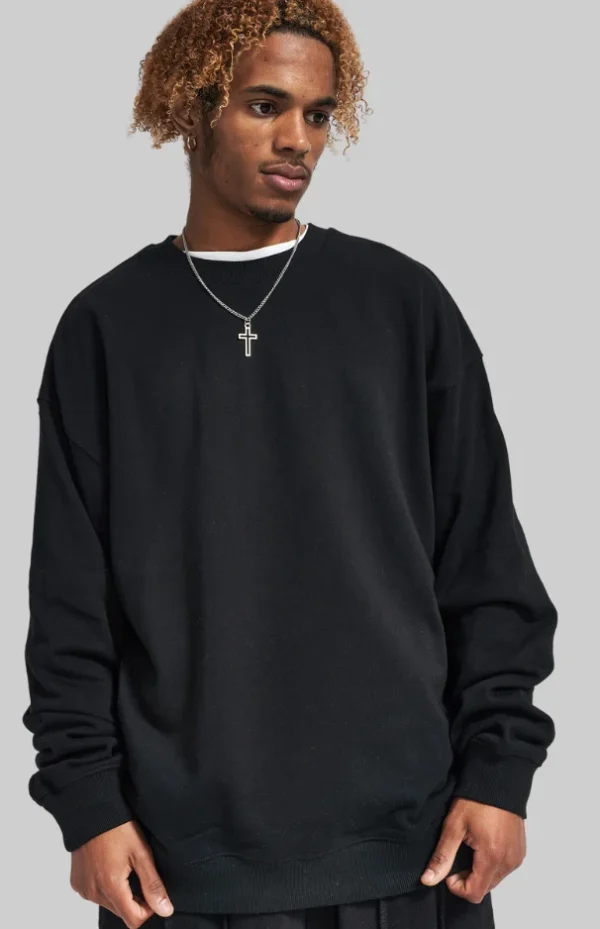Black sweatshirt