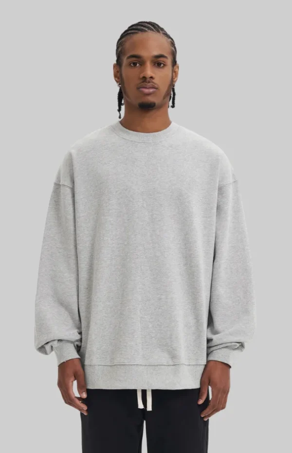 grey sweatshirt